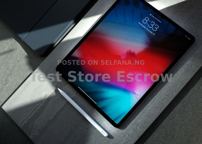 Apple iPad Pro 12.9-inch M2 256GB Wi-Fi + Cellular Space Gray - Foreign Used
