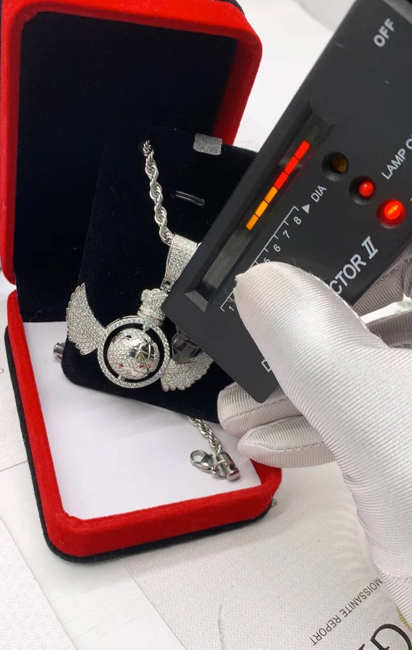 VVS Moissanite Diamond Iced-Out Rotating Globe Wing Pendant with Steel Chain – Diamond Tested